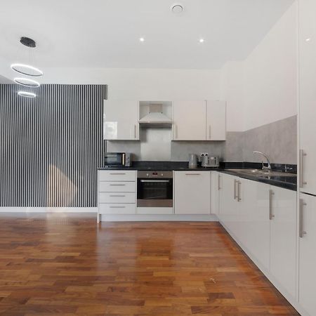 Riverside 2 Bedroom Stratford Londra Dış mekan fotoğraf